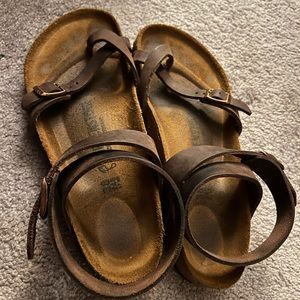 Yara Birkenstocks